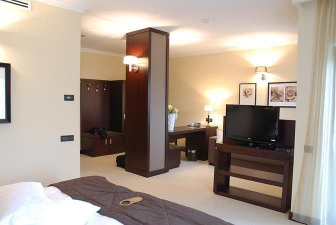 Hotel Helen Bacau Ruang foto